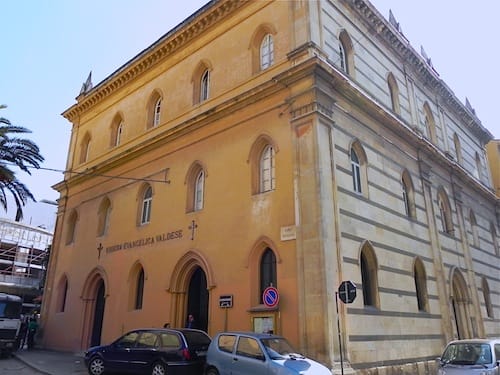 Photo of the Waldensian Church in Livorno by R. Rosado © IQCruising.com